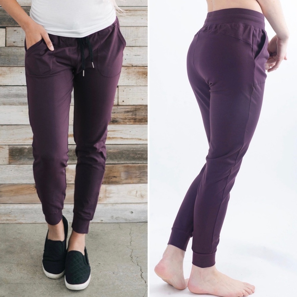 Zyia Active Plum Unwind Joggers Size Small